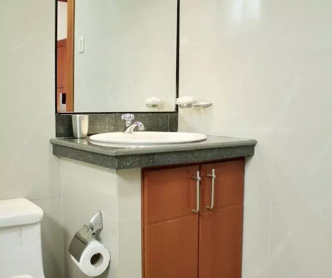 اتاق استاندارد یک نفره, Es En Guayaquil   Suites Guayaquil Cerca Del Aeropuerto