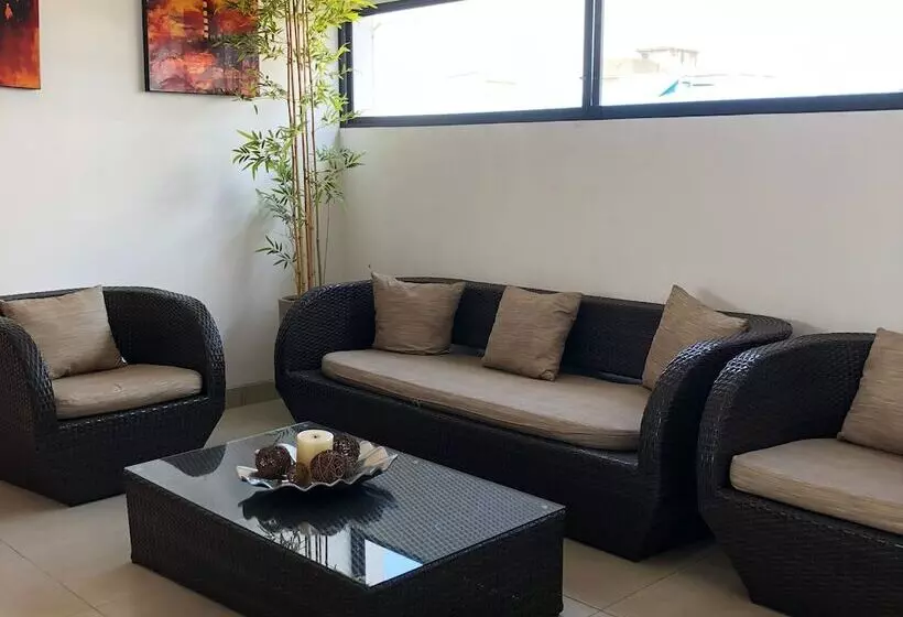 اتاق استاندارد سه نفره, Es En Guayaquil   Suites Guayaquil Cerca Del Aeropuerto