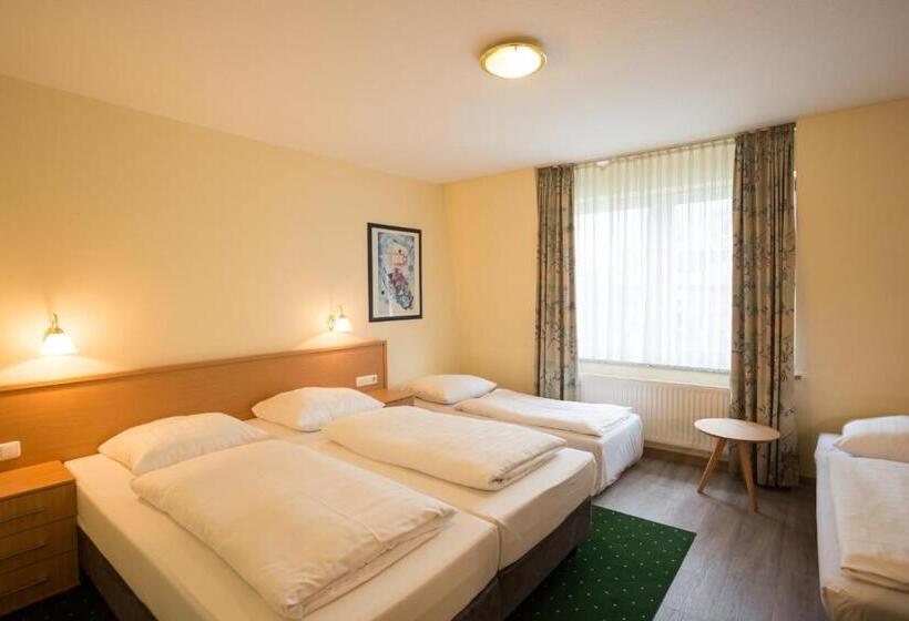 标准三人间, Gremersdorf  Zum Grunen Jager