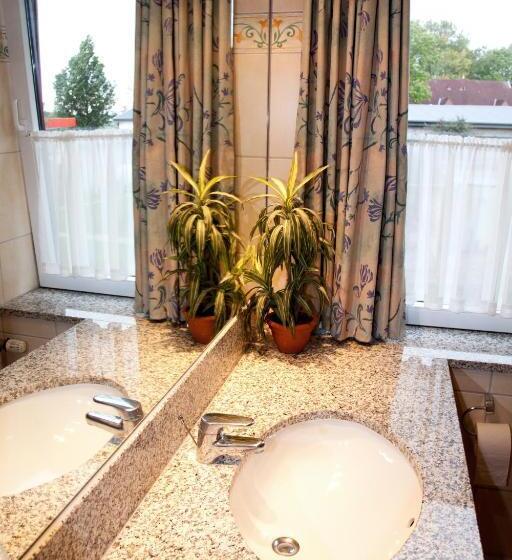 四人标准间, Gremersdorf  Zum Grunen Jager