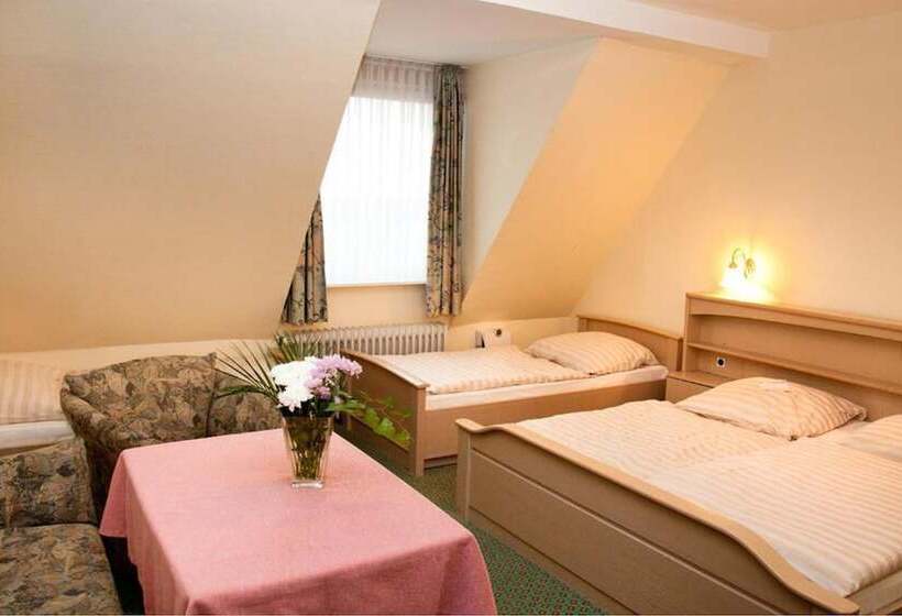 5人标间, Gremersdorf  Zum Grunen Jager