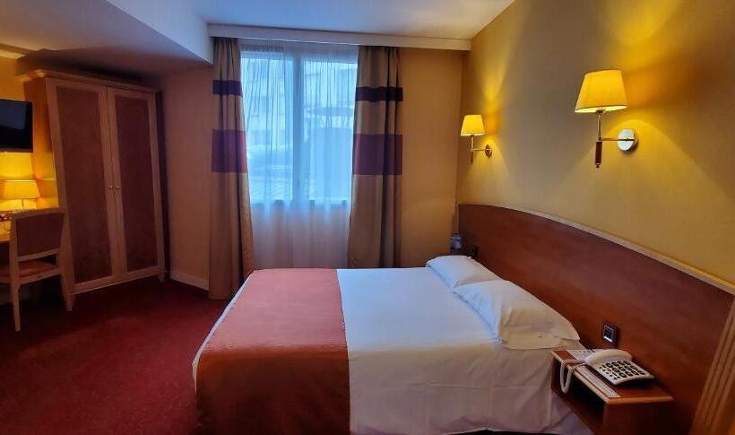 غرفة قياسية, Hôtel Vauban