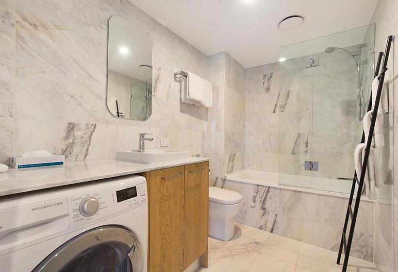 Апартаменты 2 Спальни, Jephson Hotel & Apartments