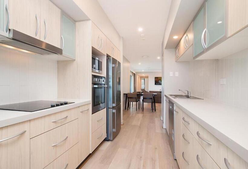 Апартаменты Пентхаус 1 Спальня, Jephson Hotel & Apartments