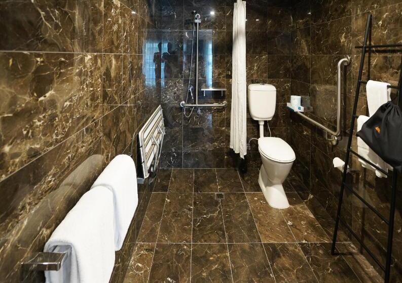 Номер Стандарт Адаптированный для Инвалидов, Jephson Hotel & Apartments