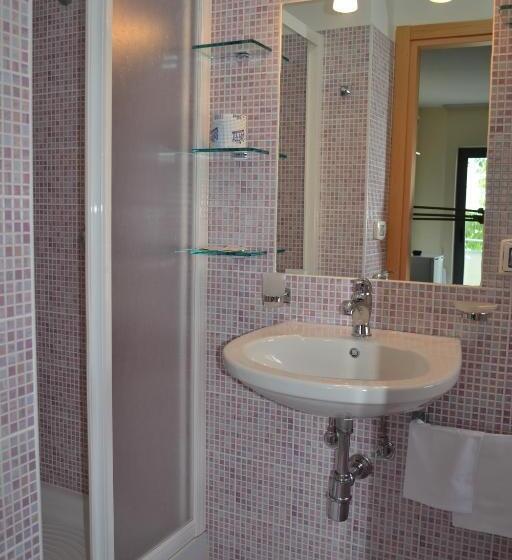 带海景的标准房, Jonic