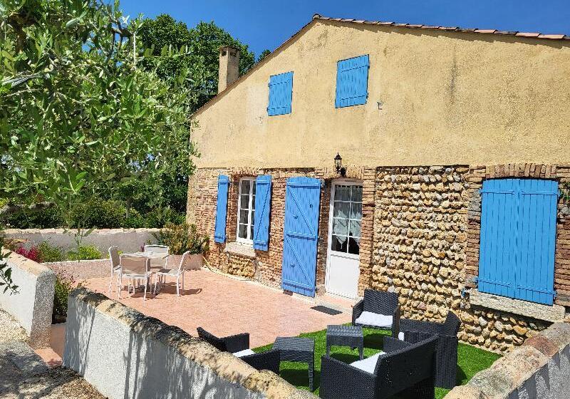 غرفة عائلية, La Bastide Saint Bach