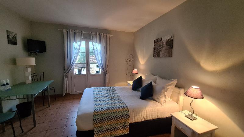 غرفة قياسية, La Bastide Saint Bach