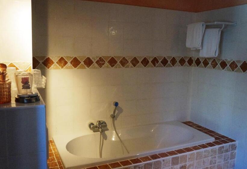 Triple Room Sea View, Le Saint Jean