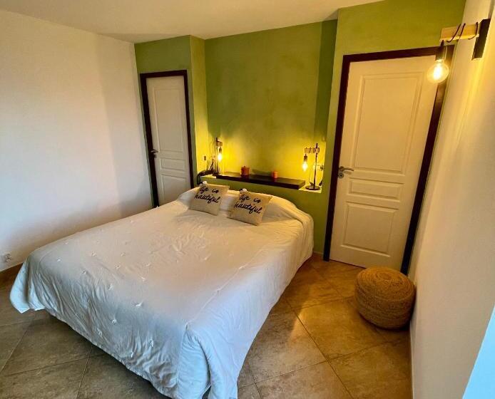 스탠다드 테라스 룸 바다 전망, Le Saint Jean