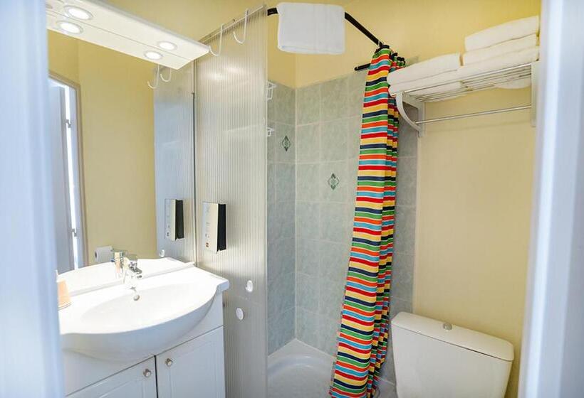 スタンダードトリプルルーム, Logis Hôtel Le Rialto