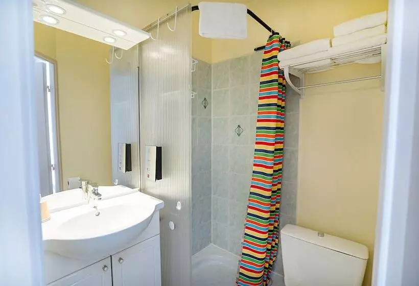 スタンダードトリプルルーム, Logis Hôtel Le Rialto