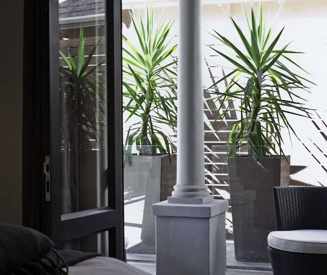 豪华房间, On The Promenade