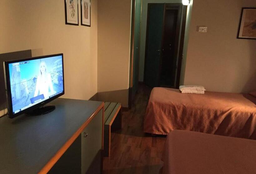Quarto Triplo Estandar, Orzi