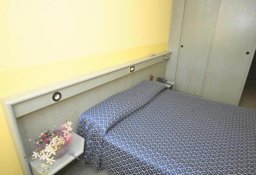 חדר סטנדרט, Orzi