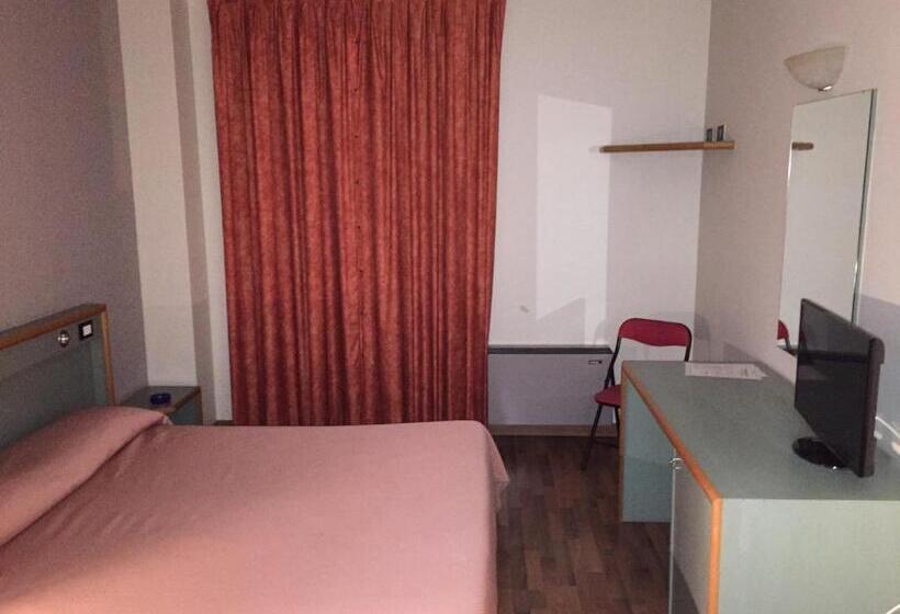 חדר סטנדרט, Orzi