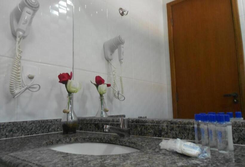 استودیوی استاندارد, Pousada Sabledor