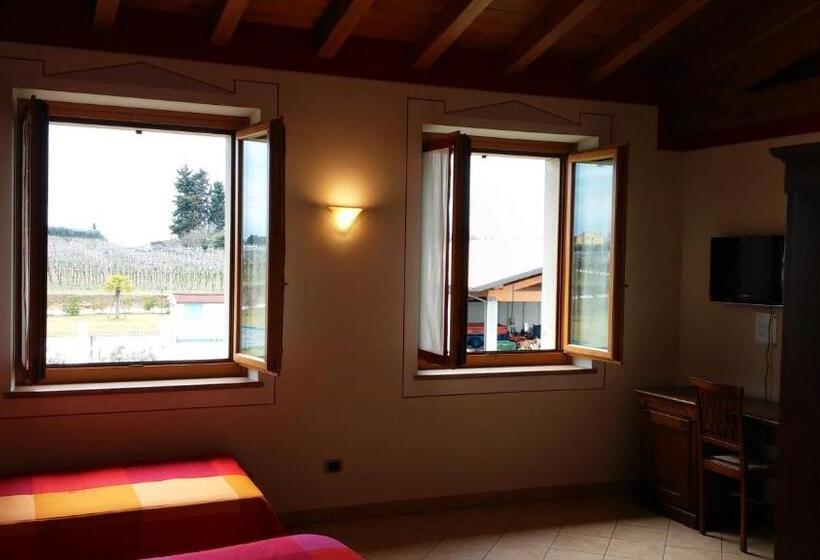 标准三人间, Relais Corte Pontigliardo