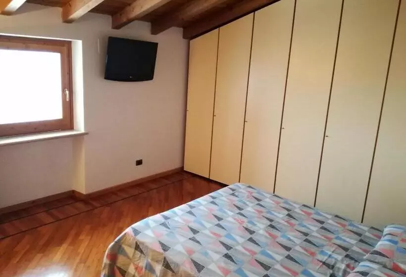 آپارتمان 3 خوابه, Relais Corte Pontigliardo