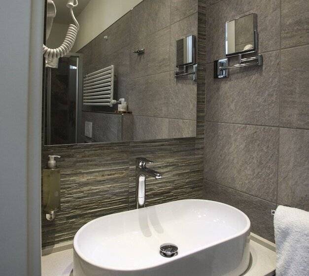 スタンダードシングルルーム, Ristorante Eurossola