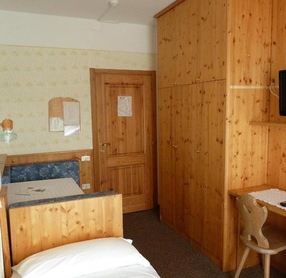 غرفة قياسية فردية, Rosa Resort