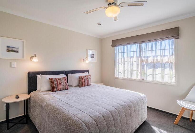 Люкс Семейный 2 Спальни, Silver Fern Rotorua Suites & Spa