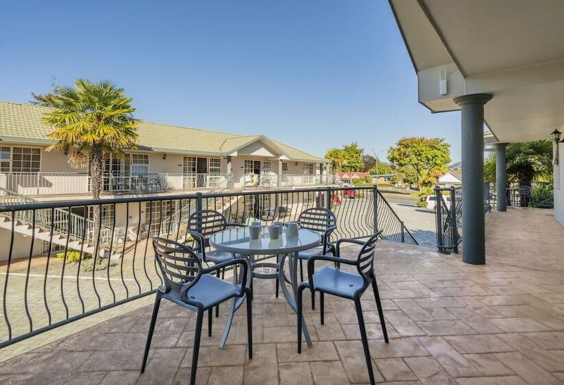 Люкс Семейный 2 Спальни, Silver Fern Rotorua Suites & Spa