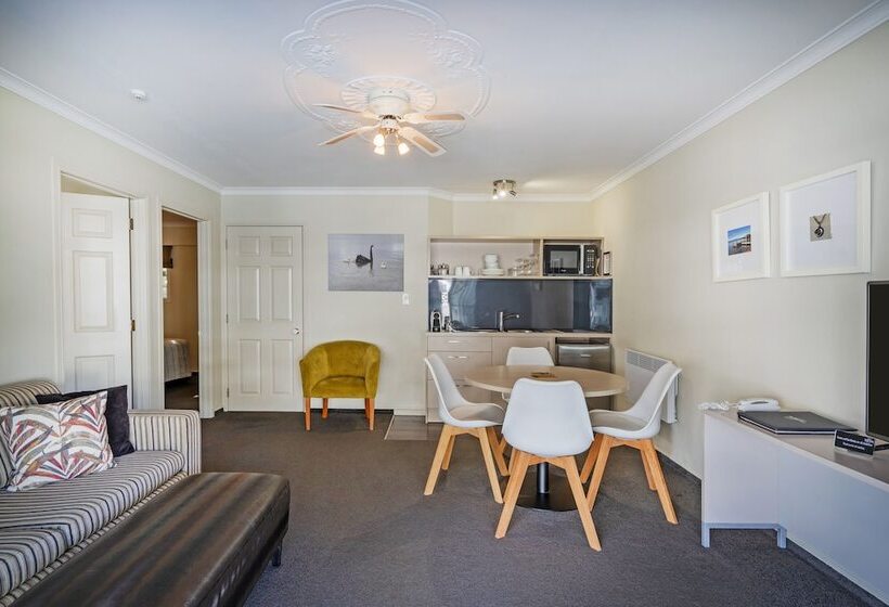 Люкс Семейный 2 Спальни, Silver Fern Rotorua Suites & Spa