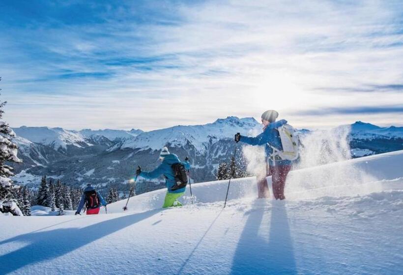 غرفة عائلية مطلّة علي الجبل, Sportlodge Klosters