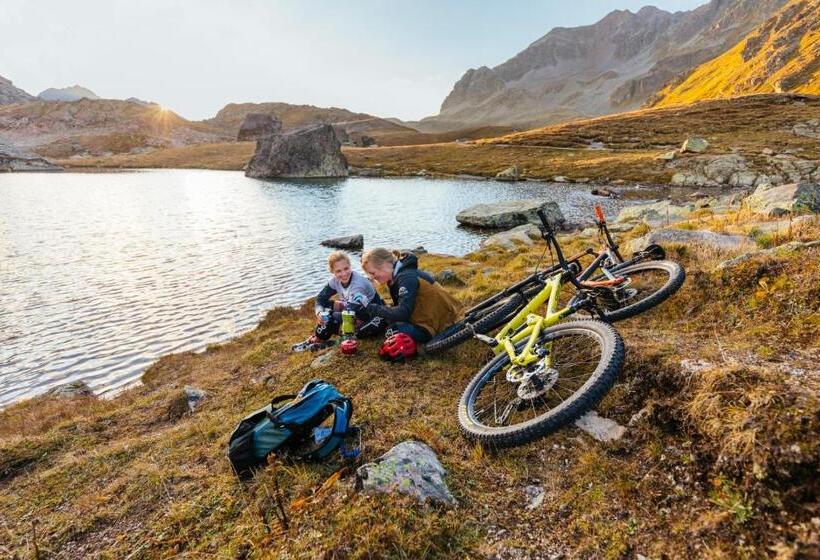 Студия Стандарт, Sportlodge Klosters