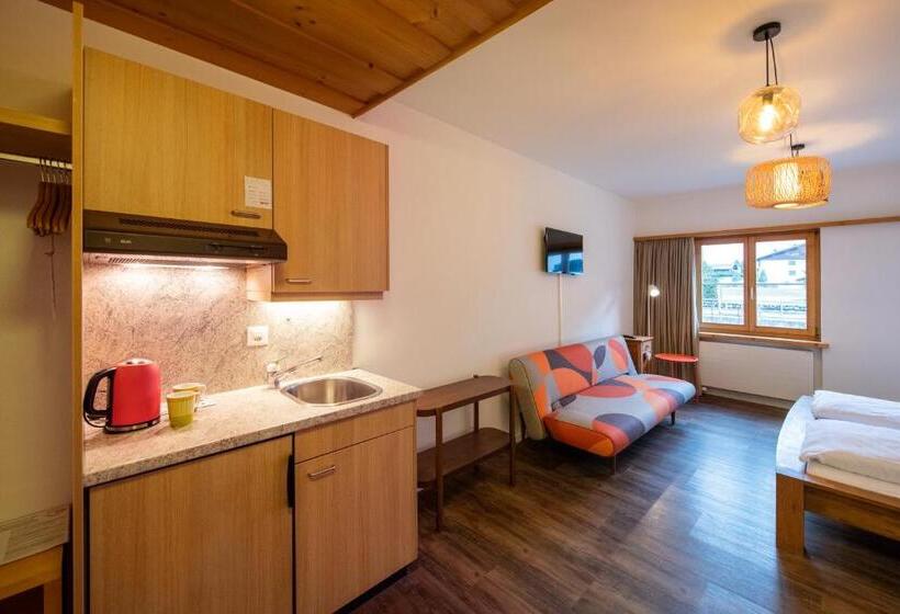 Студия Стандарт, Sportlodge Klosters