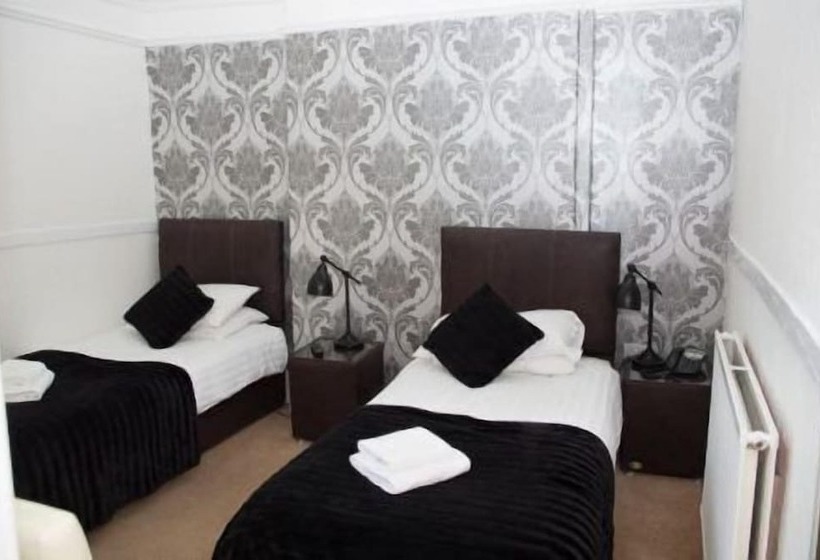 غرفة قياسية, The Crown