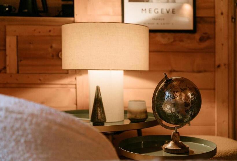 Номер Стандарт с Балконом, Le Chalet D Antoine   Centre De Megève