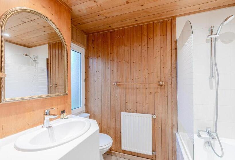 חדר דלוקס עם מרפסת, Le Chalet D Antoine   Centre De Megève