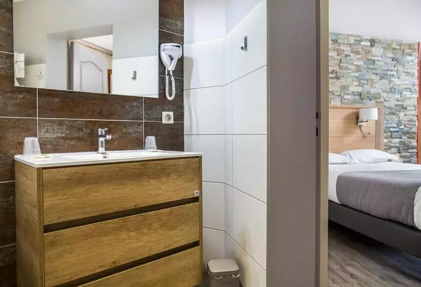 クラシックルーム, Logis Hotel Erreguina