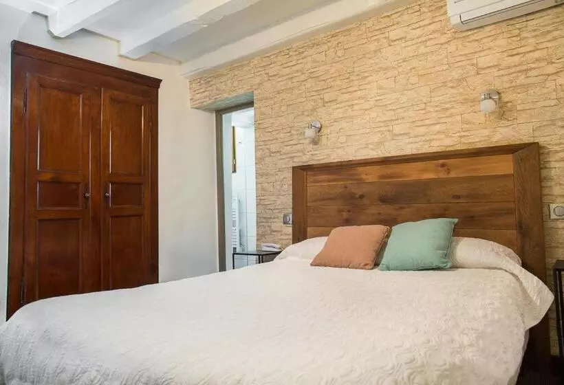 エコノミールーム, Logis Hotel Erreguina