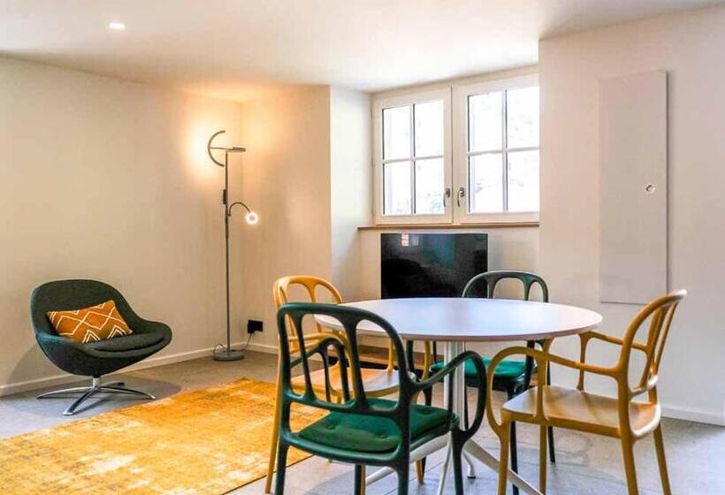 סטודיו סטנדרט עם מרפסת, Logis Hotel Erreguina