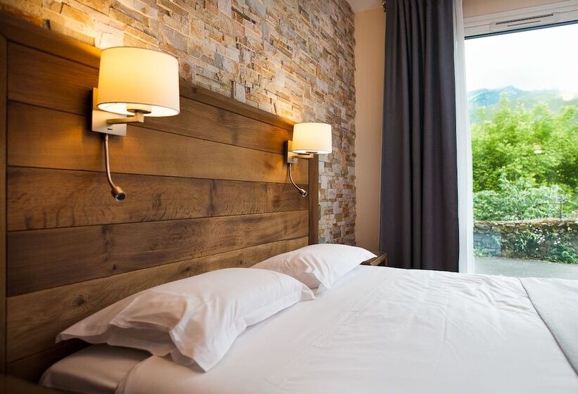 חדר קומפורט, Logis Hotel Erreguina