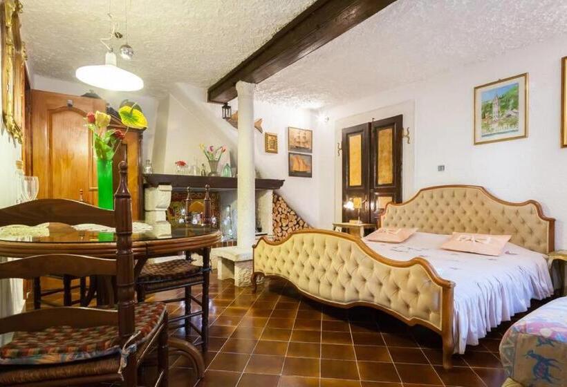 استودیو استاندارد با تراس, Bluemarine Rooms & Apartments