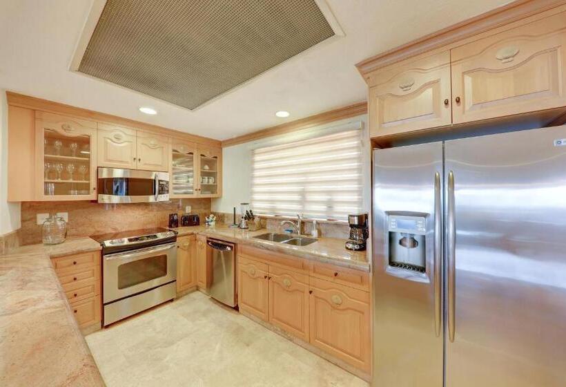 Вилла 2 Спальни, Cabo La Estancia