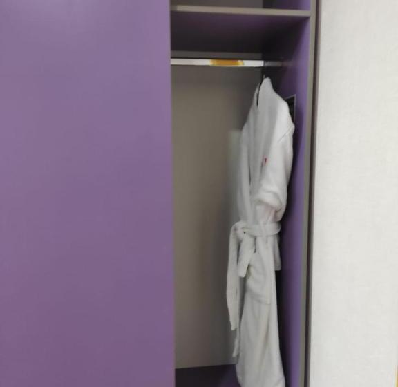 اتاق استاندارد, City Hotel Shymkent