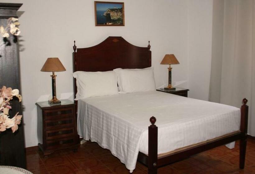 标准间, Villa Alcaide