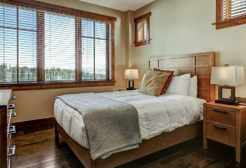 Апартаменты 1 Спальня, One Ski Hill Place