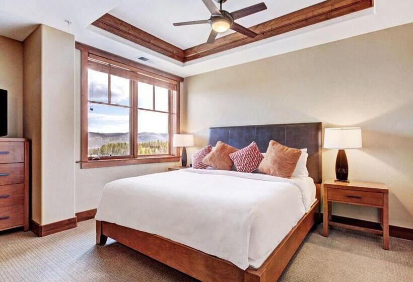 Апартаменты 3 Спальни, One Ski Hill Place