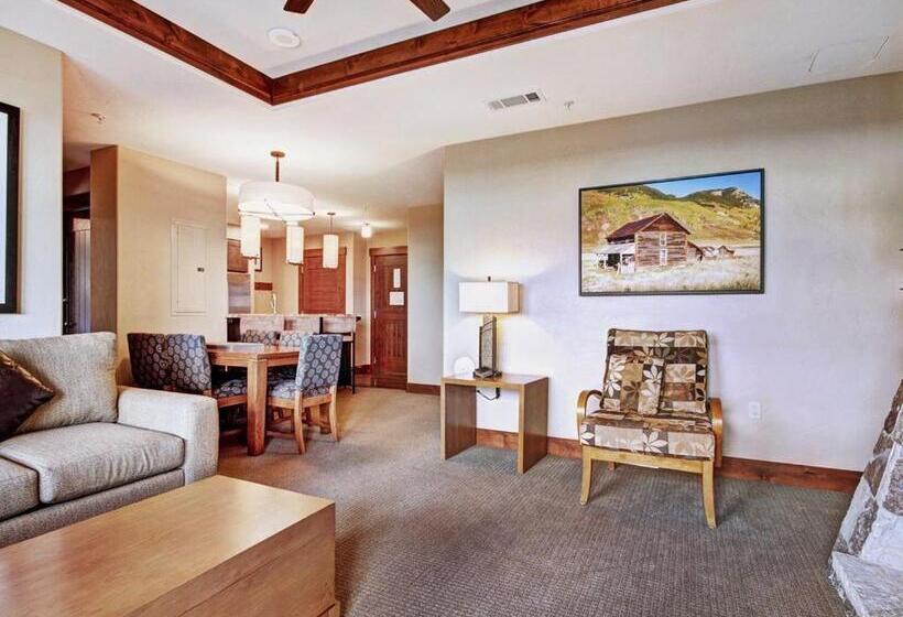 Апартаменты Deluxe 1 Спальня, One Ski Hill Place