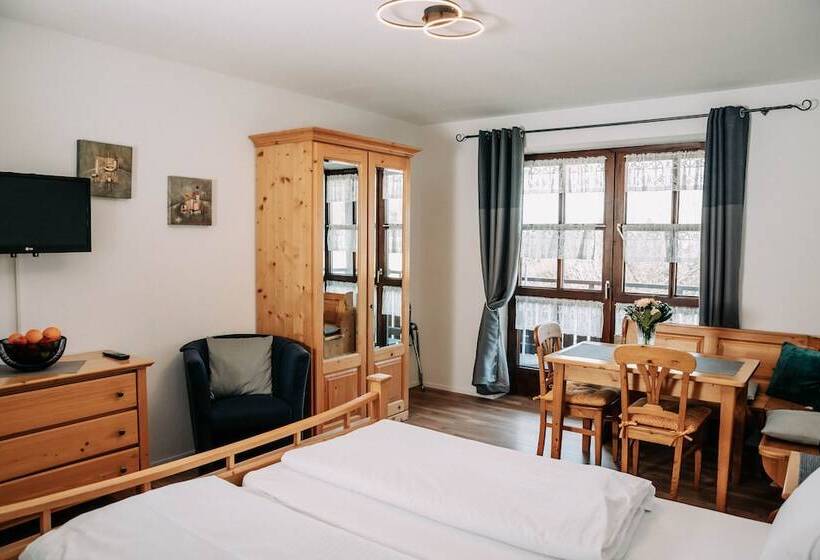 חדר סטנדרט, Waldpension Jagerstuberl