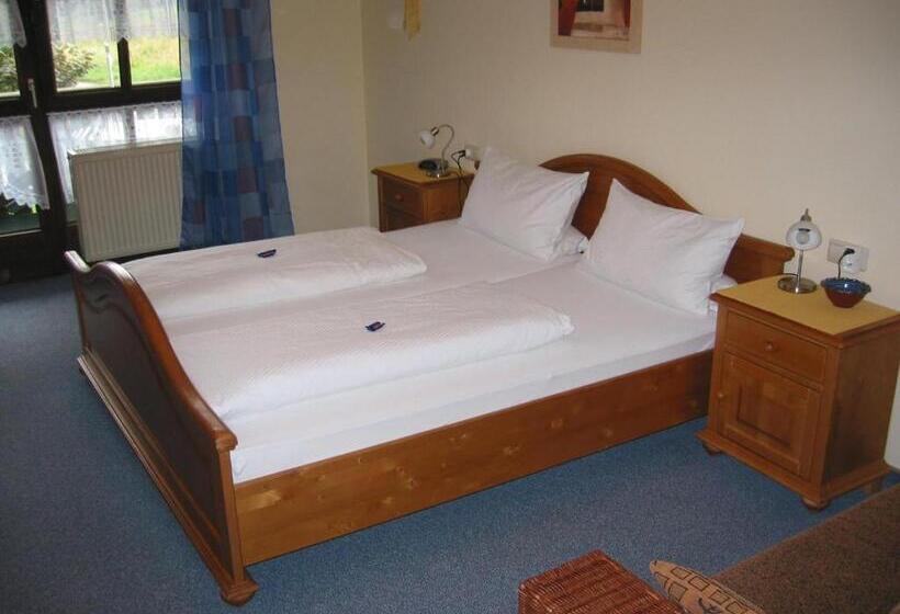 חדר סטנדרט, Waldpension Jagerstuberl