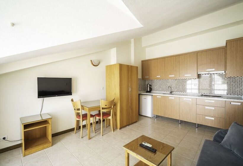 침실 1개 이코노미 아파트, Fora Apart