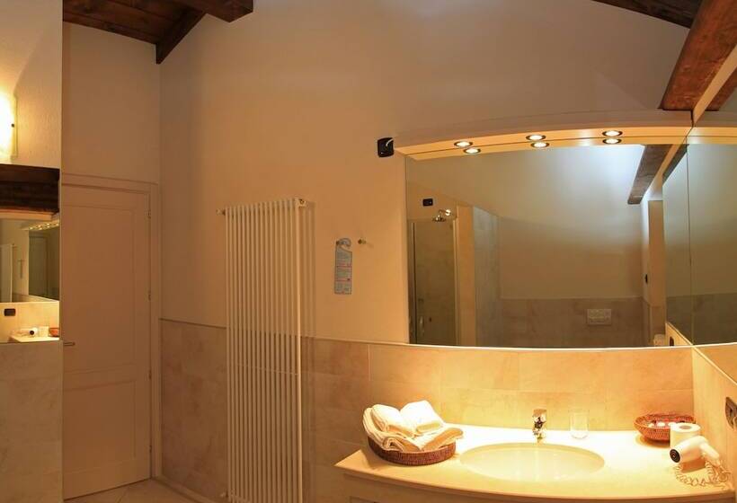 高级大房间, Albergo Della Ceramica