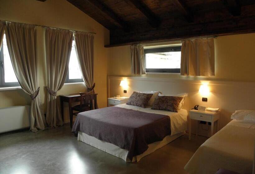 Номер Стандарт Трехместный, Albergo Della Ceramica